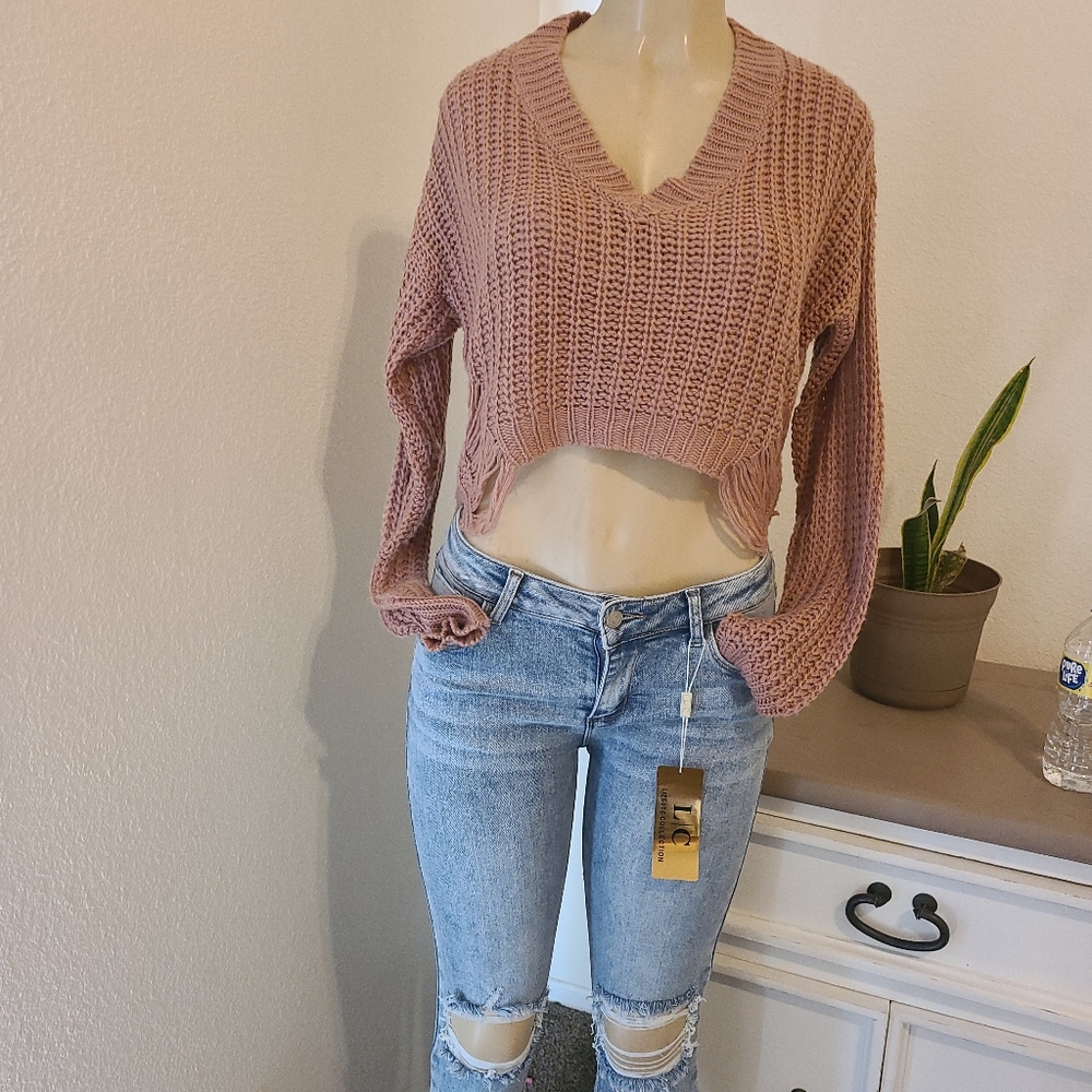 Women's Mauve distress crop knit sweater size medium